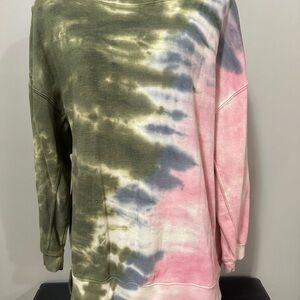 Tie-Dye Sweatshirt in Green, Pink, and Gray